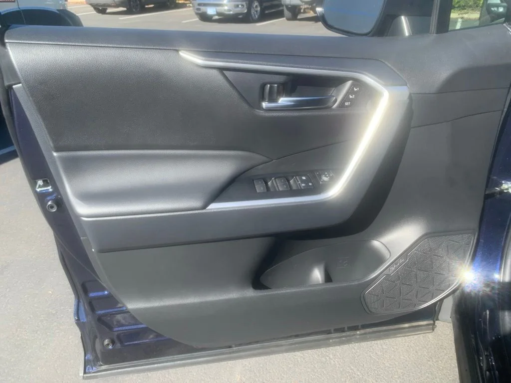 Used 2025 Blueprint Toyota XLE Premium image 9