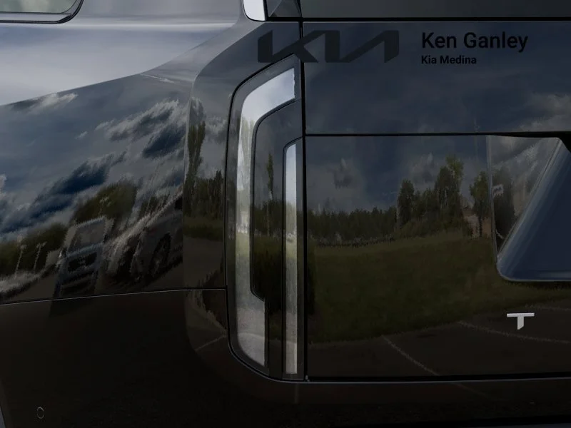 New 2027 Ebony Black Kia S image 11