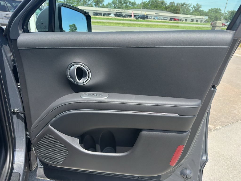 New 2026 Ecotronic Gray Pearl Hyundai SE image 26