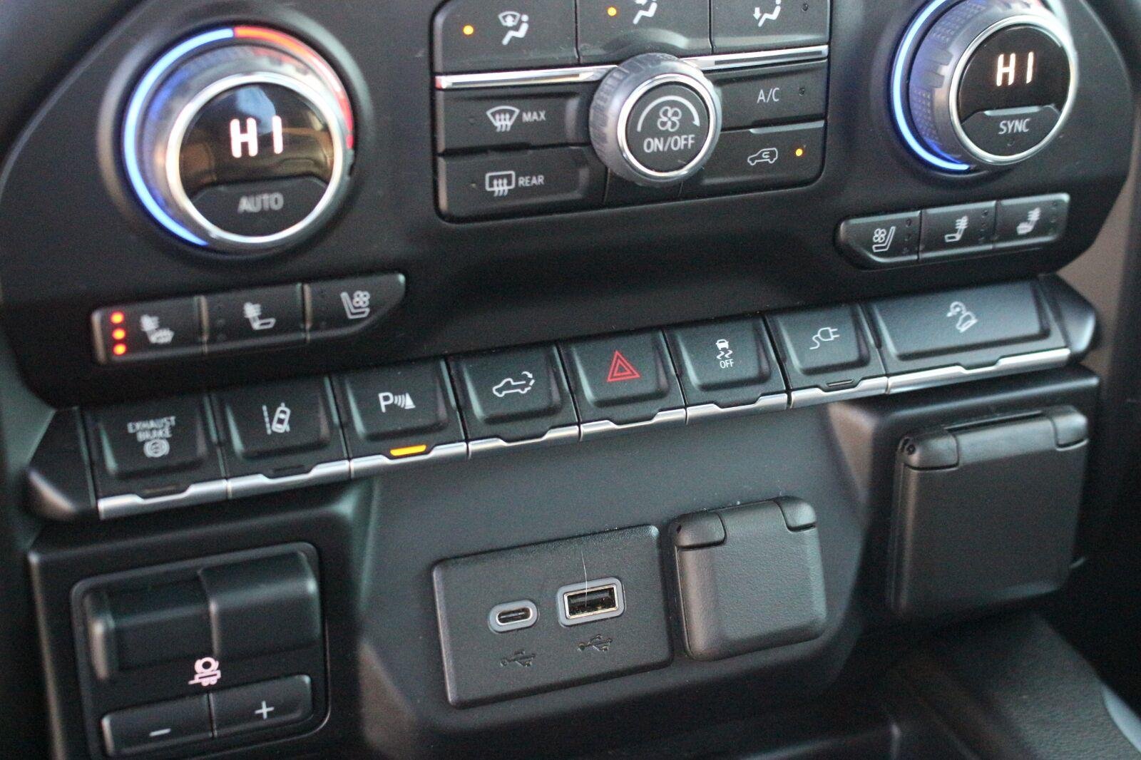 Used 2022 CHERRY RED TINTCOAT Chevrolet High Country image 29