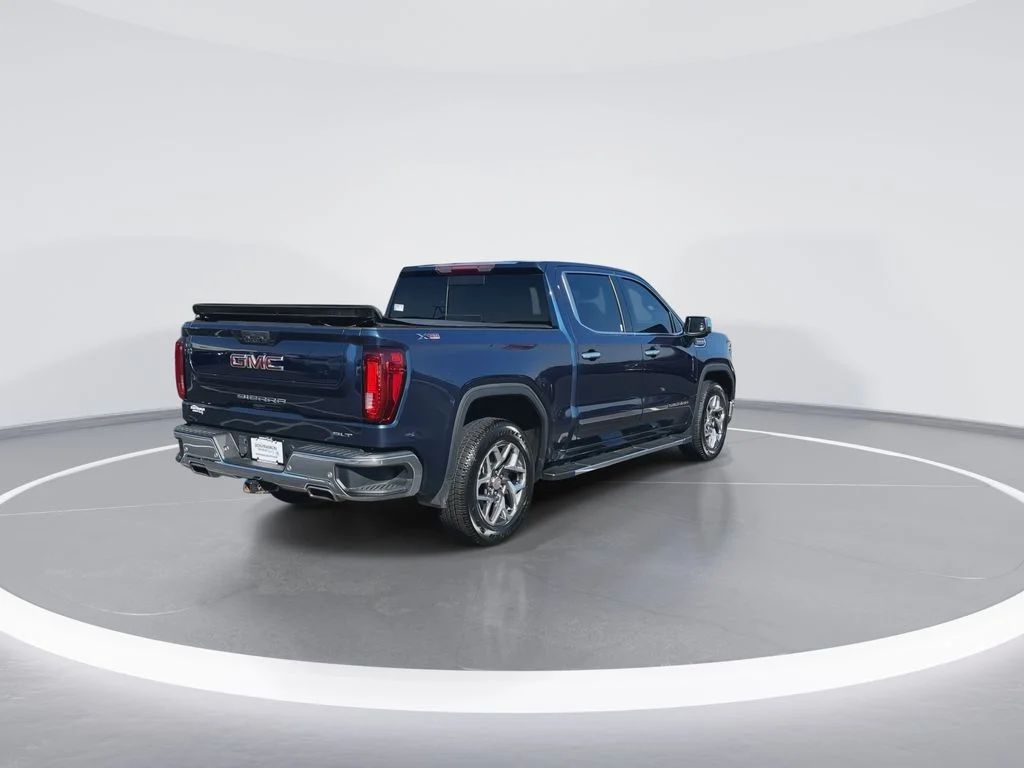 Used 2022 Blue GMC SLT image 8