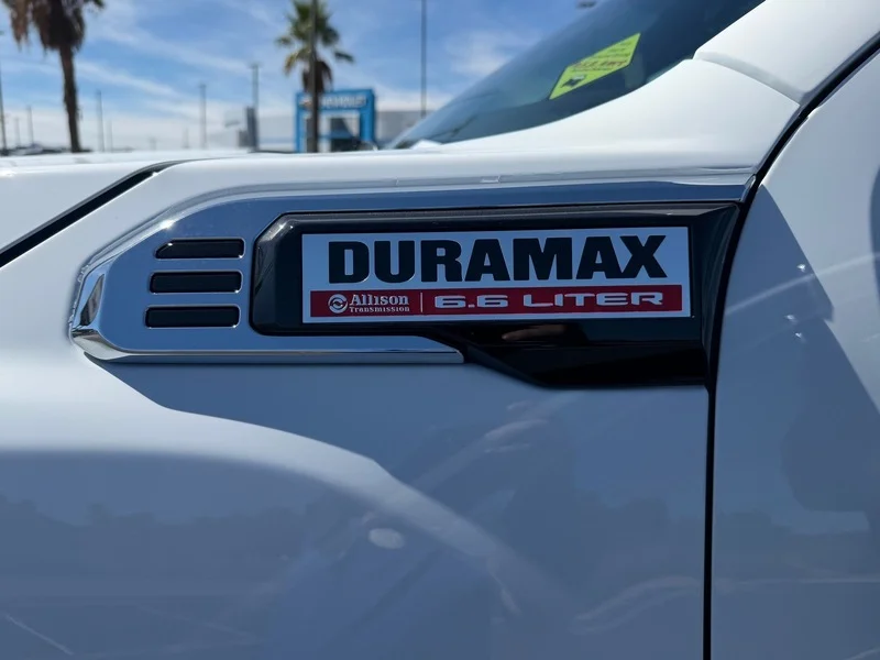 New 2026 Summit White GMC Denali DRW image 19