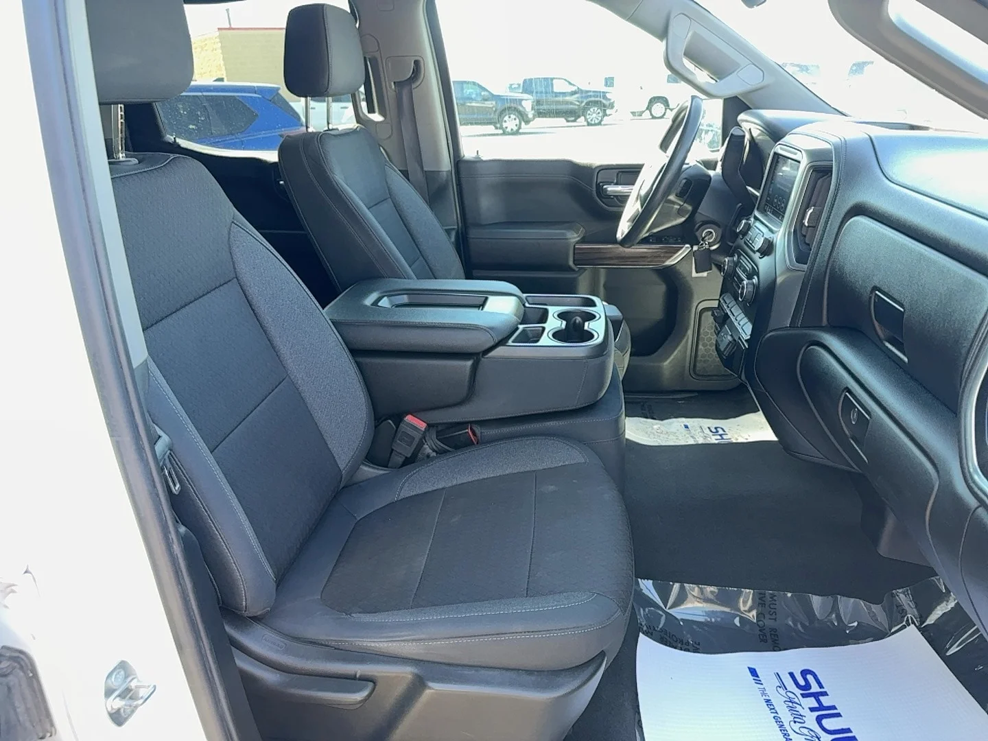 Used 2019 White Chevrolet LT image 21