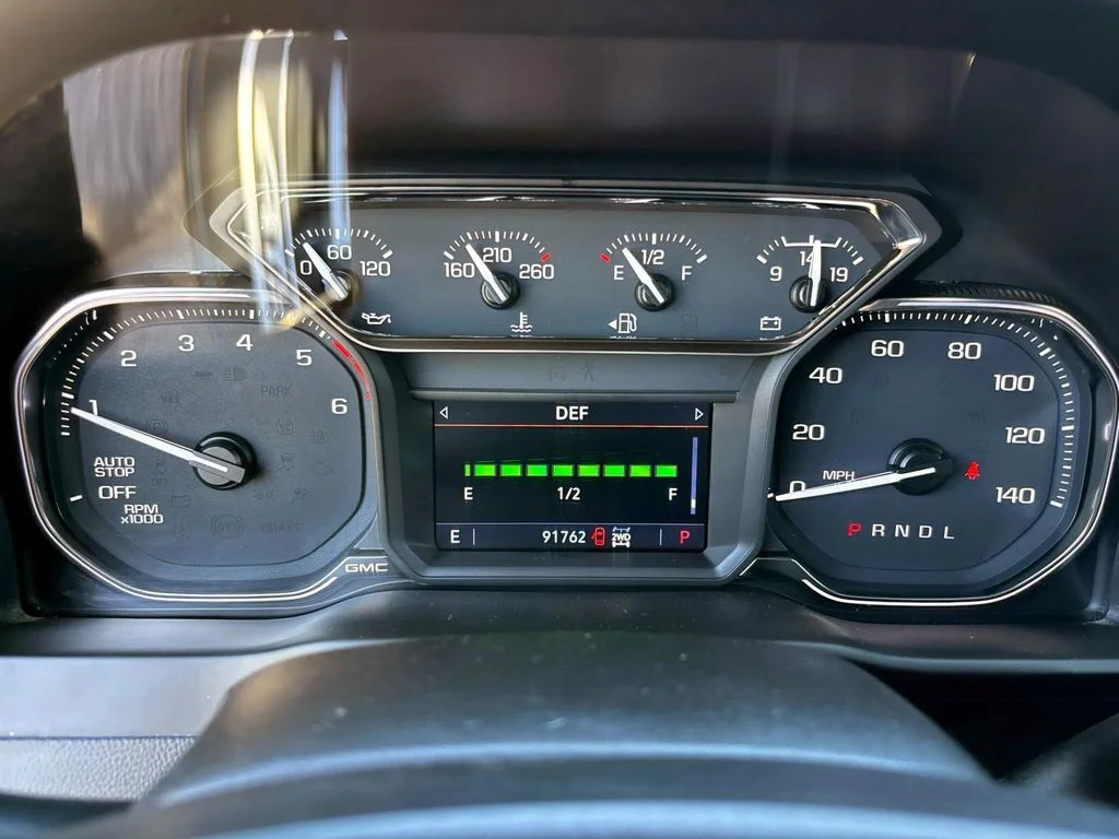 Used 2021 Sky GMC AT4 image 19