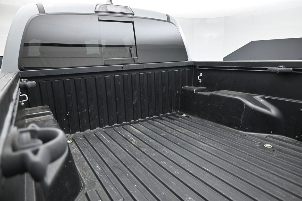 Used 2019 Gray Toyota SR5 image 20