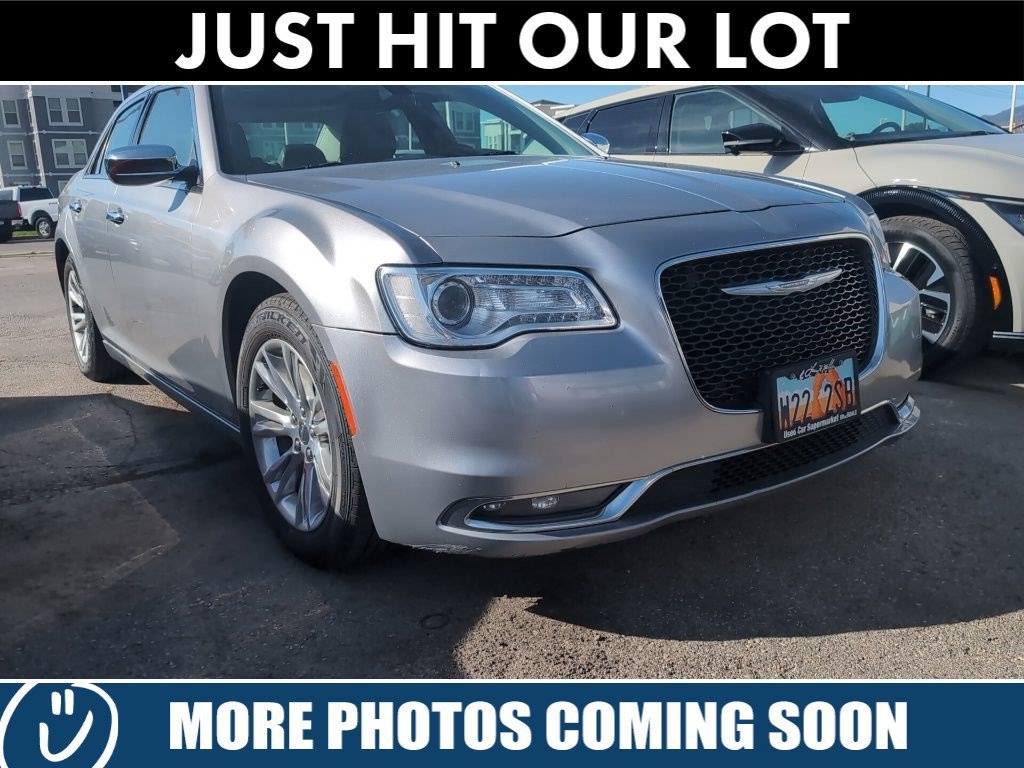 Used 2015 Billet Silver Metallic Clearcoat Chrysler C image 1