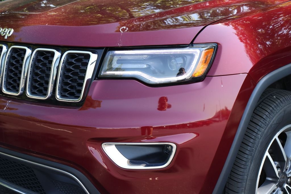 Used 2022 Red Jeep Limited image 3
