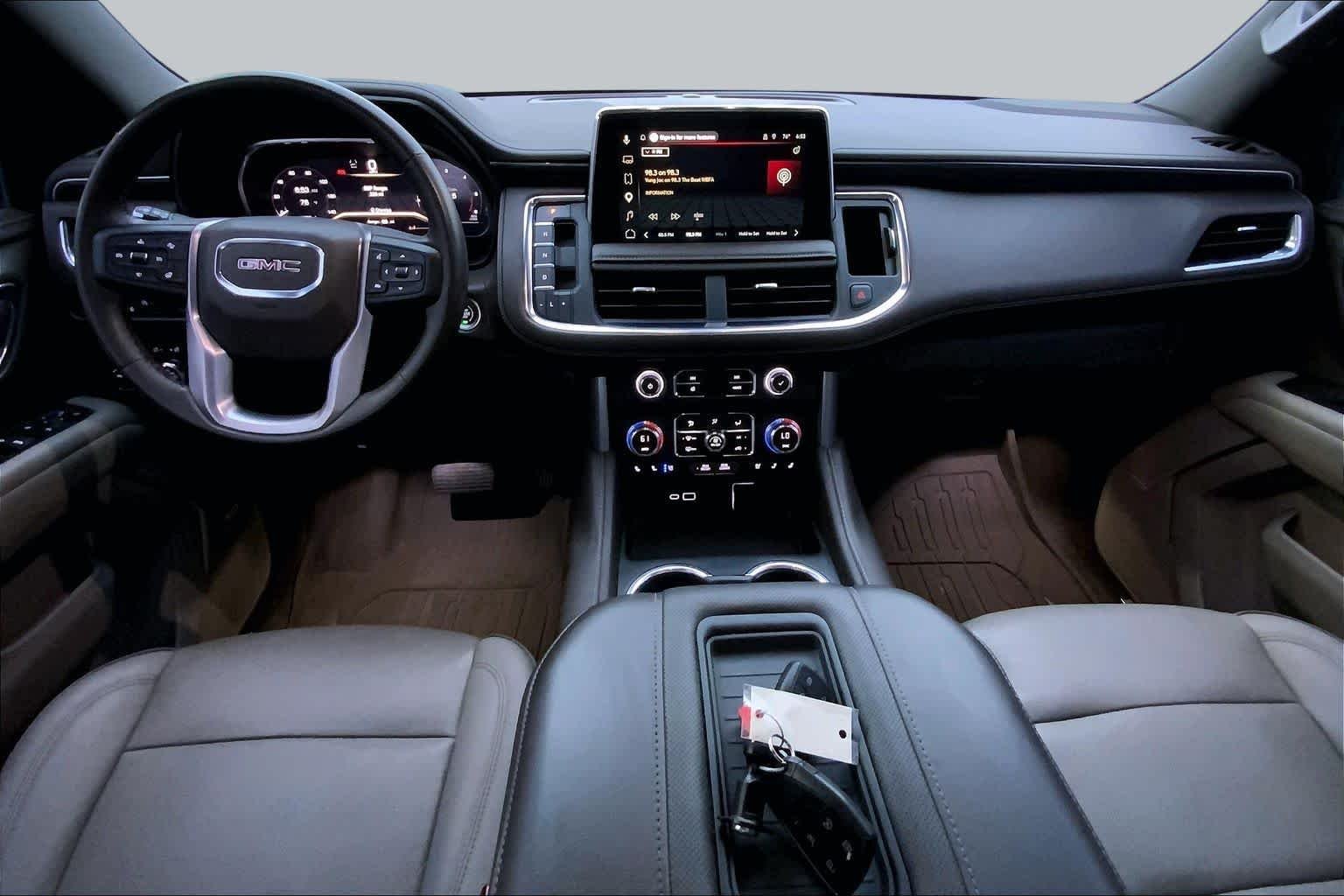 Used 2023 Sterling Metallic GMC SLT image 15