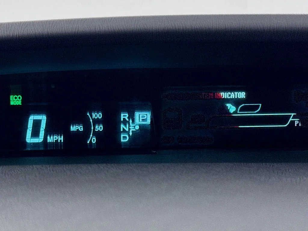 Used 2014 Classic Silver Metallic Toyota Three image 15
