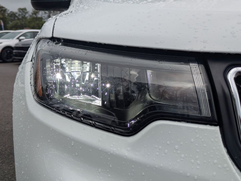 Used 2024 White Jeep Sport image 10