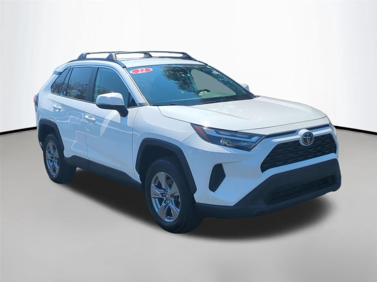 Used 2022 White TOYOTA  image 7