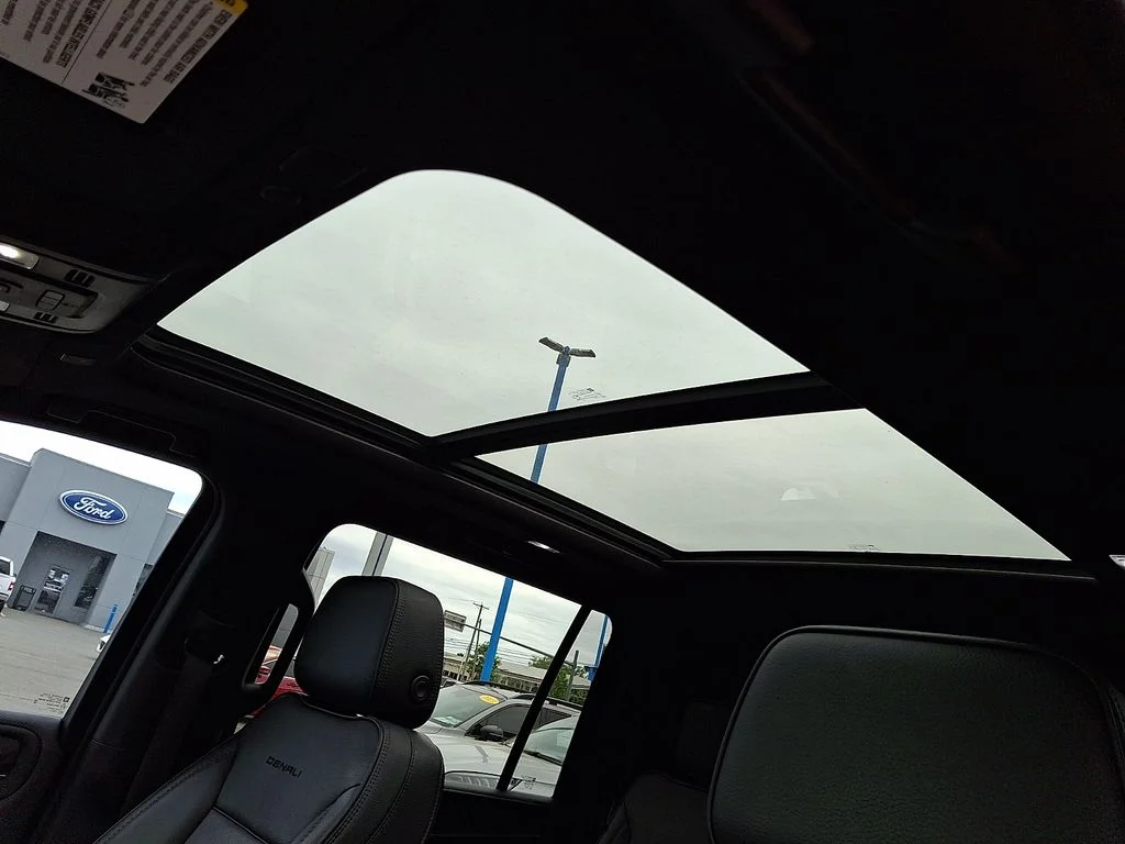 Used 2022 Gray GMC Denali image 15