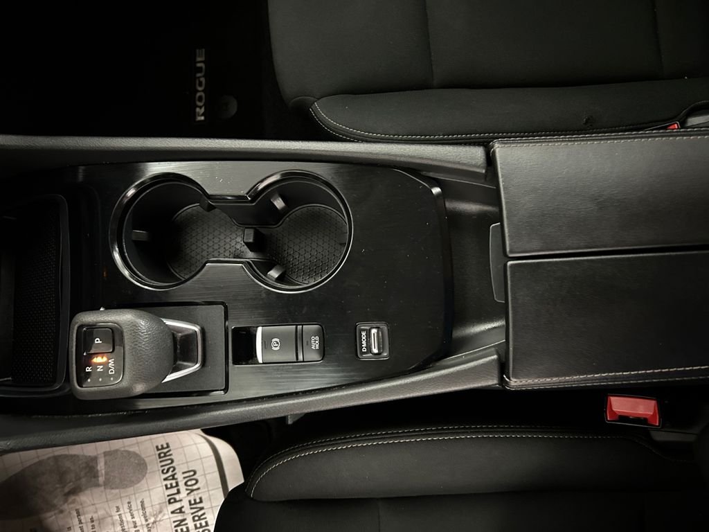 Used 2024 Gray Nissan S image 23