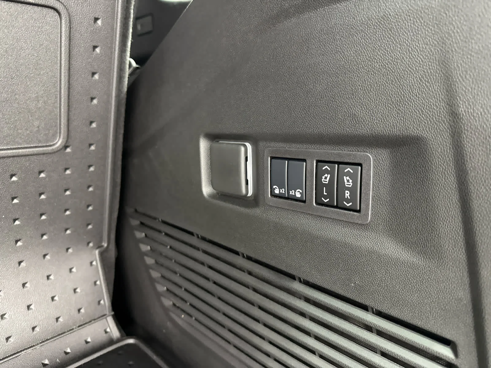 Used 2026 Black Chevrolet LT image 15