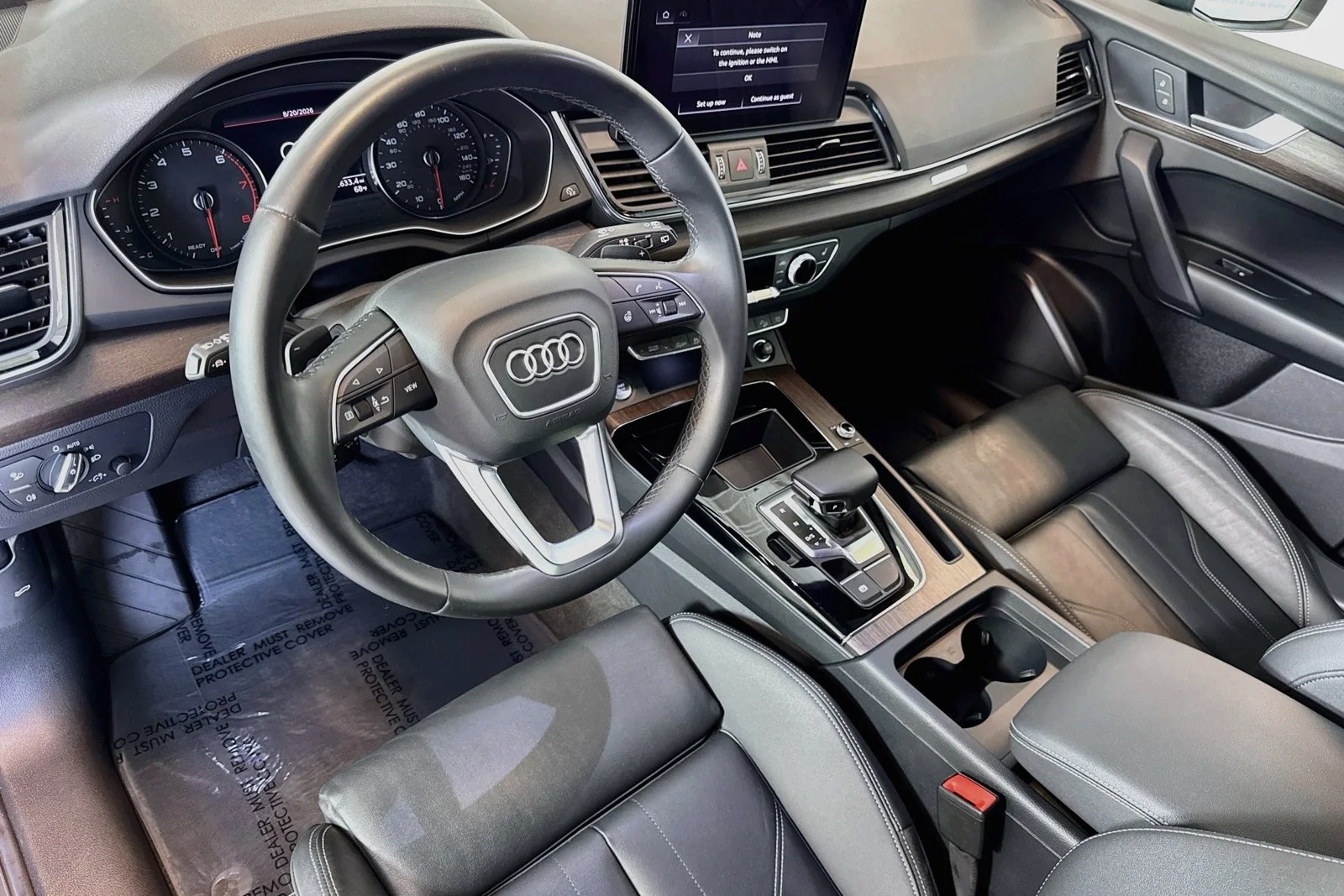 Used 2023 Daytona Gray Pearl Effect Audi S line Premium image 9
