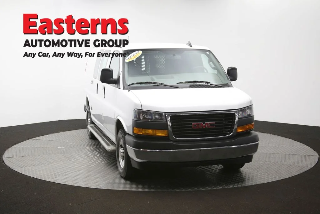 Used 2024 White GMC Work Van image 47
