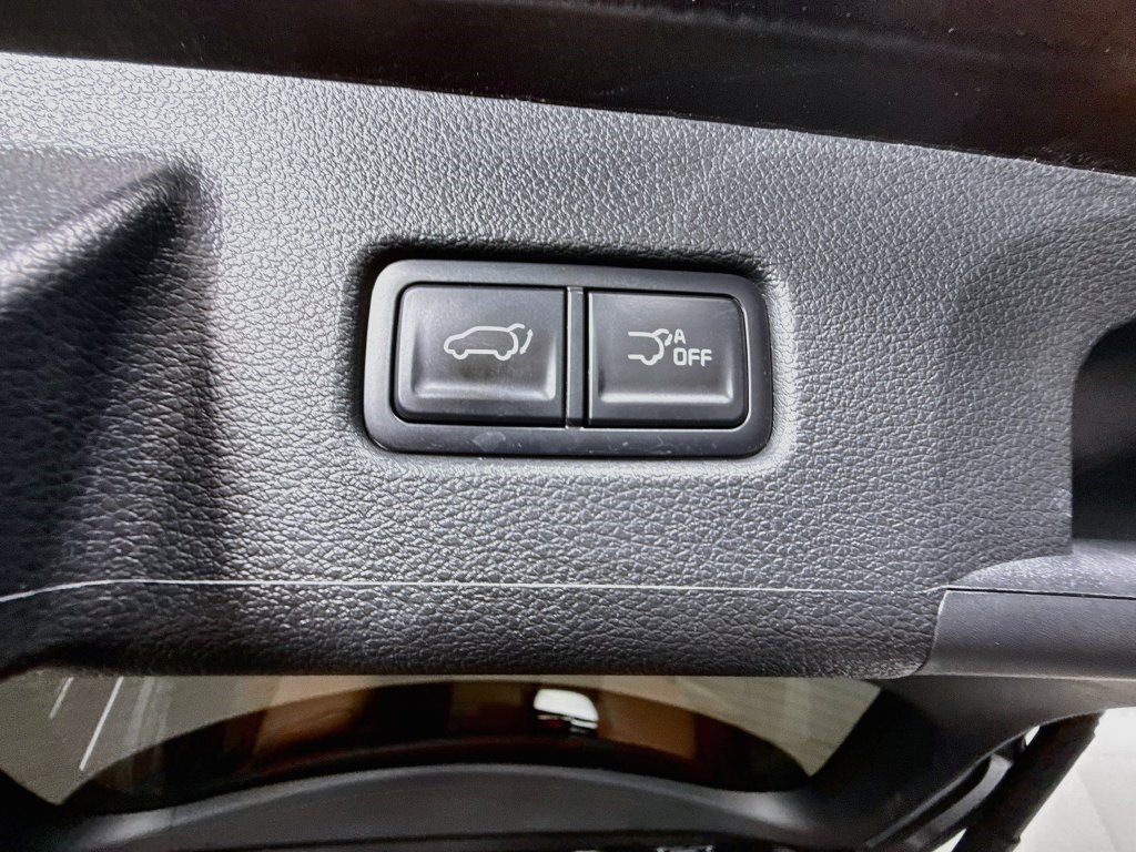 Used 2025 Ebony Black Kia EX X-Line image 42
