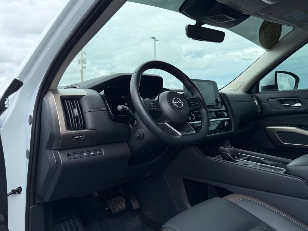 Certified Used 2025 White Nissan Platinum image 11