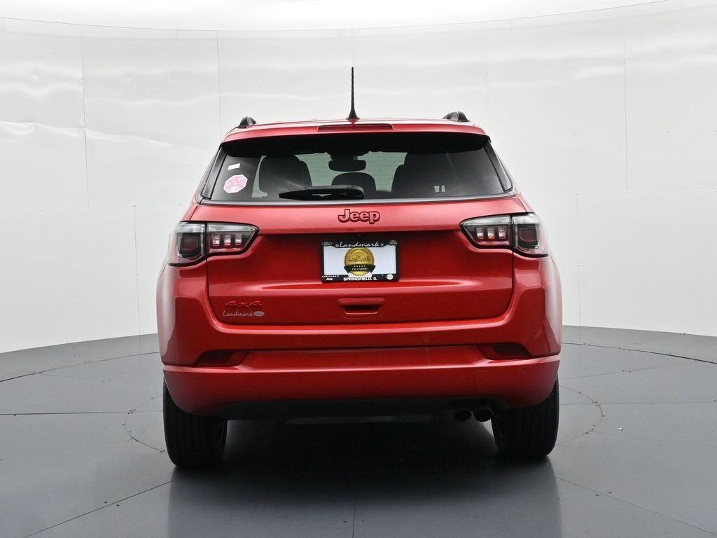 Used 2022 Red Line Jeep Limited image 7