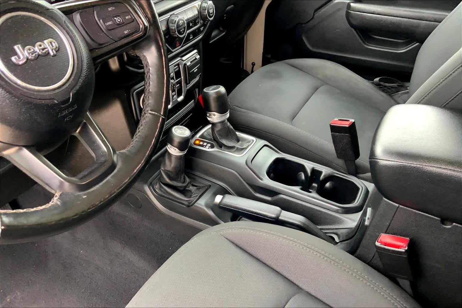 Used 2022 Hydro Blue Pearlcoat Jeep Altitude image 16