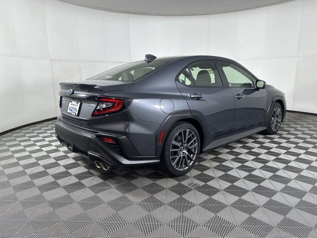 Used 2022 Magnetite Gray Metallic Subaru GT image 11