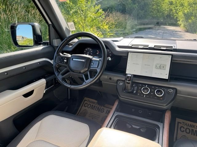 2024 Land Rover Defender X-Dynamic SE - Photo 32