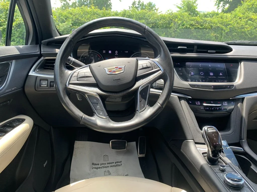 Used 2020 Gray Cadillac Sport image 17