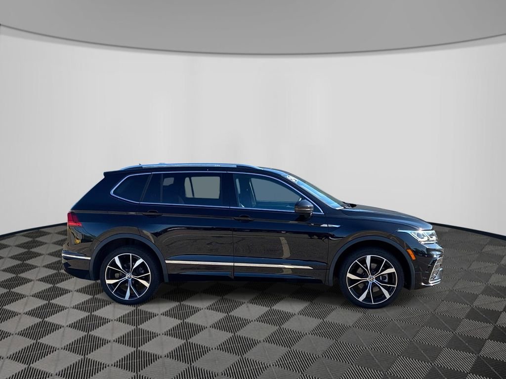 Used 2024  Volkswagen 2.0T SEL R-Line image 6