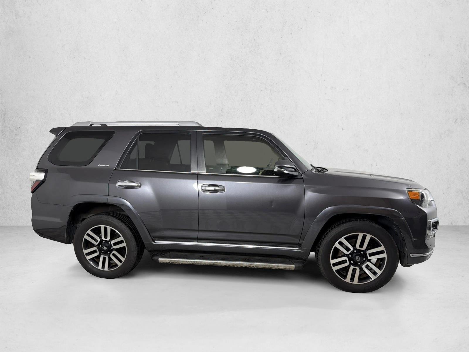 Used 2017 Magnetic Gray Metallic Toyota Limited image 4
