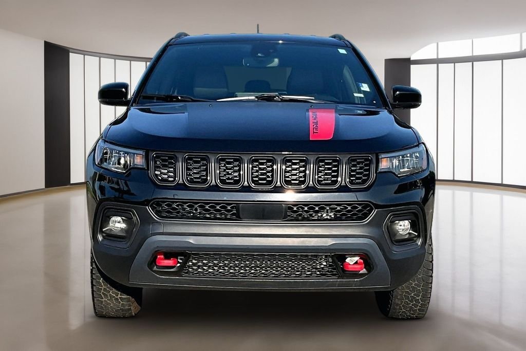 Used 2024 Black Jeep Trailhawk image 3