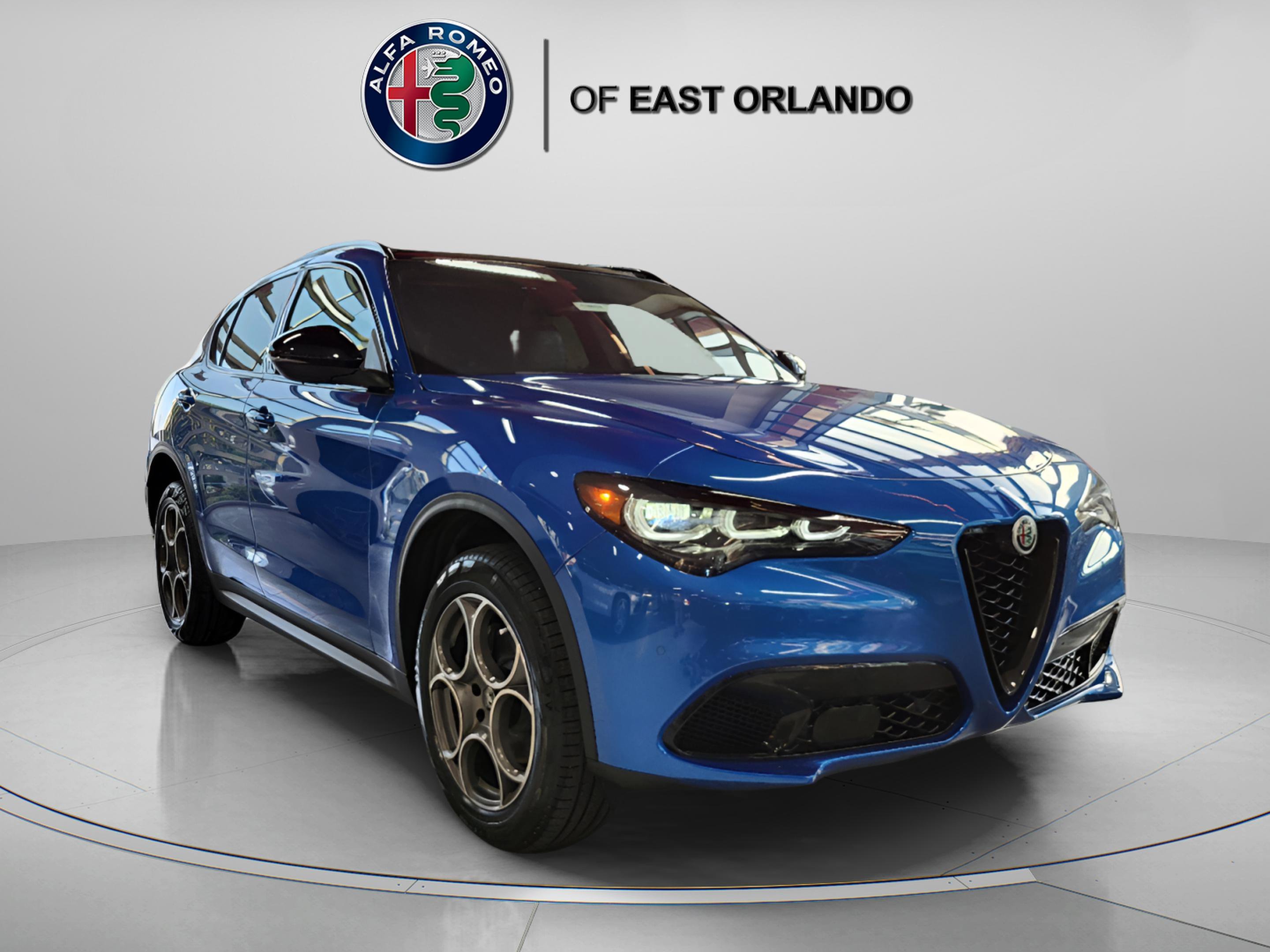 2025 Alfa Romeo Stelvio Stelvio AWD's photo