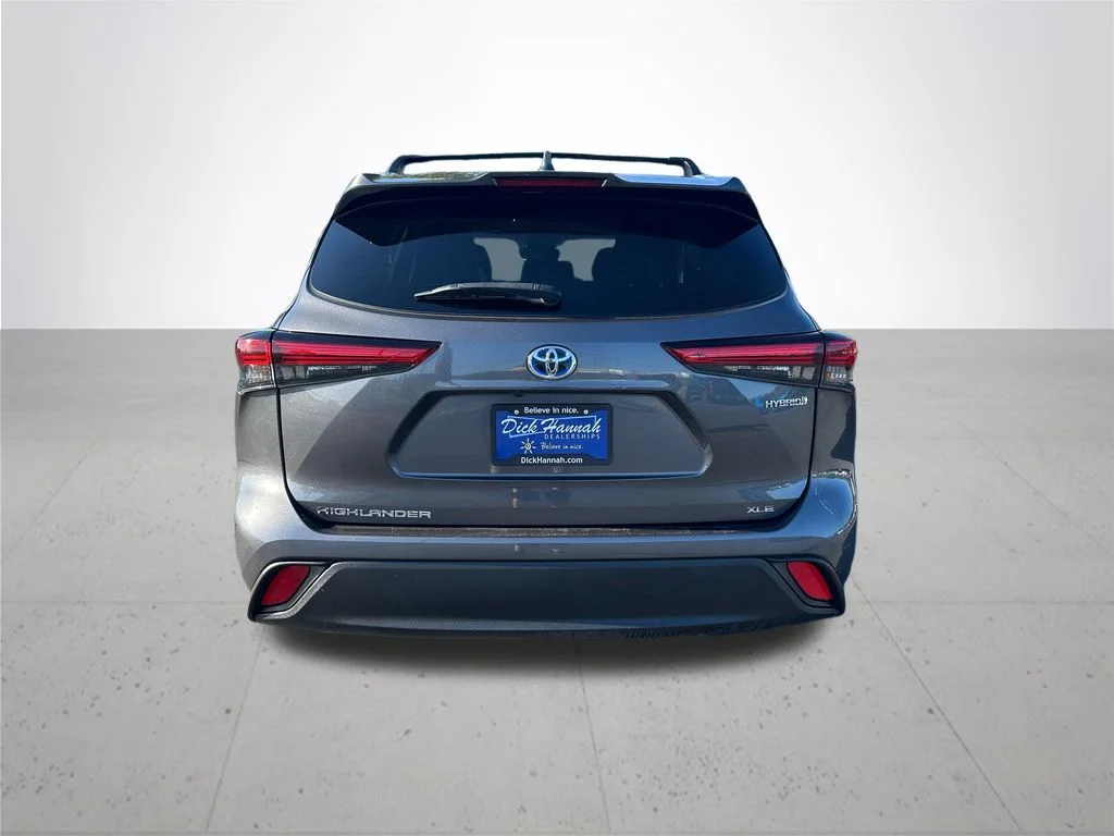 Used 2023 Gray Toyota XLE image 8