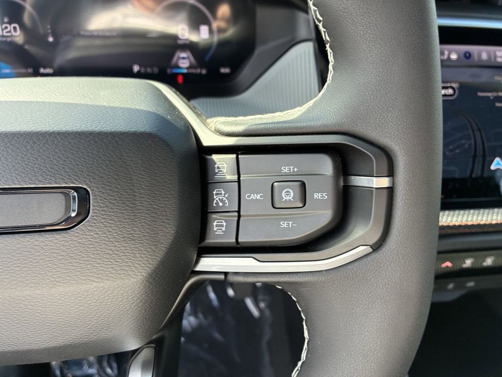New 2026 Hydro Blue Pearlcoat Jeep Limited image 23