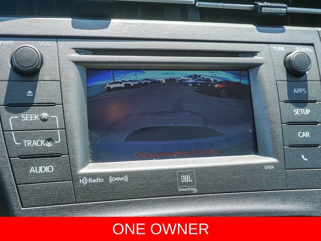Used 2013 White Toyota Four image 22