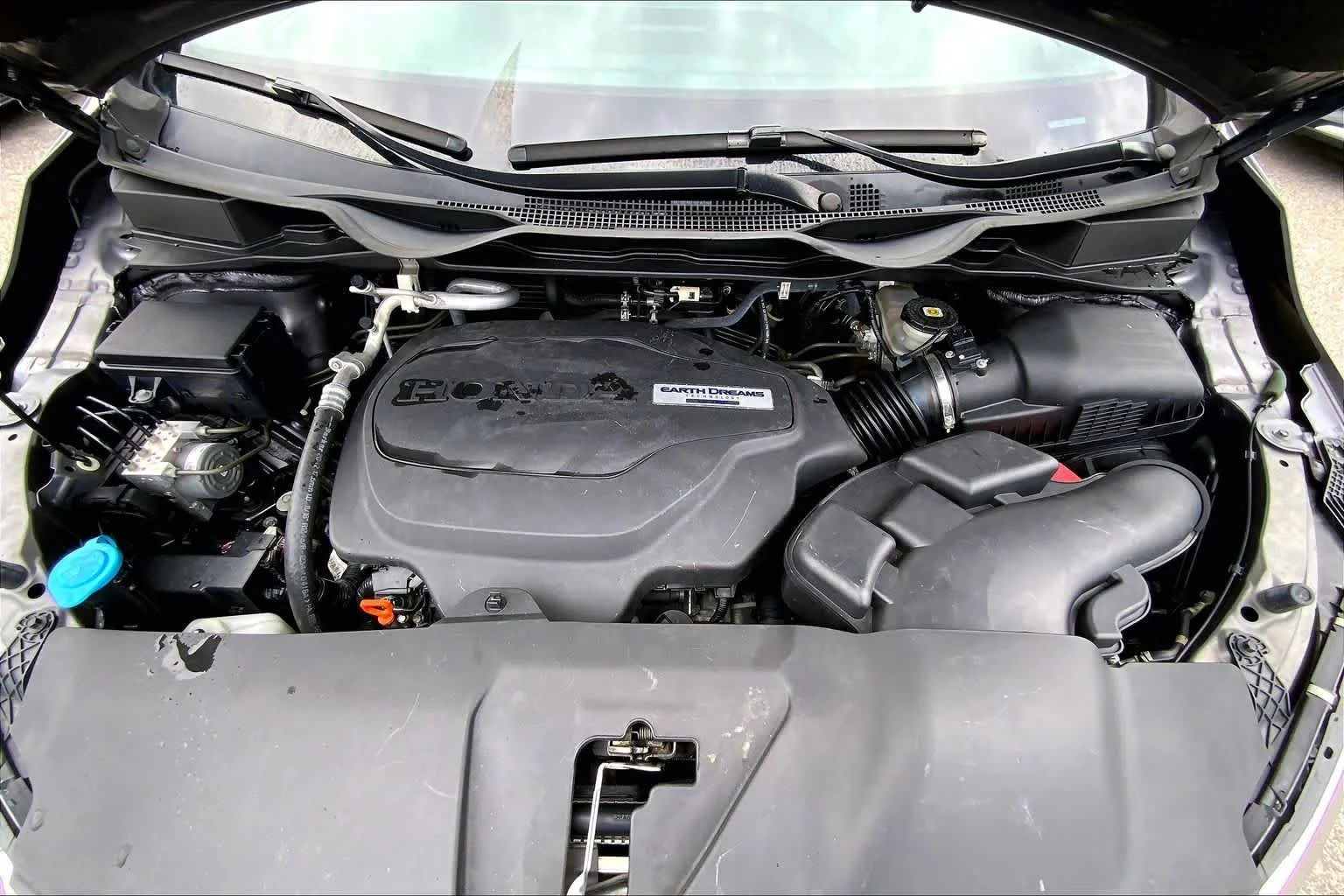 Certified Used 2018 Modern Steel Metallic Honda Touring image 30