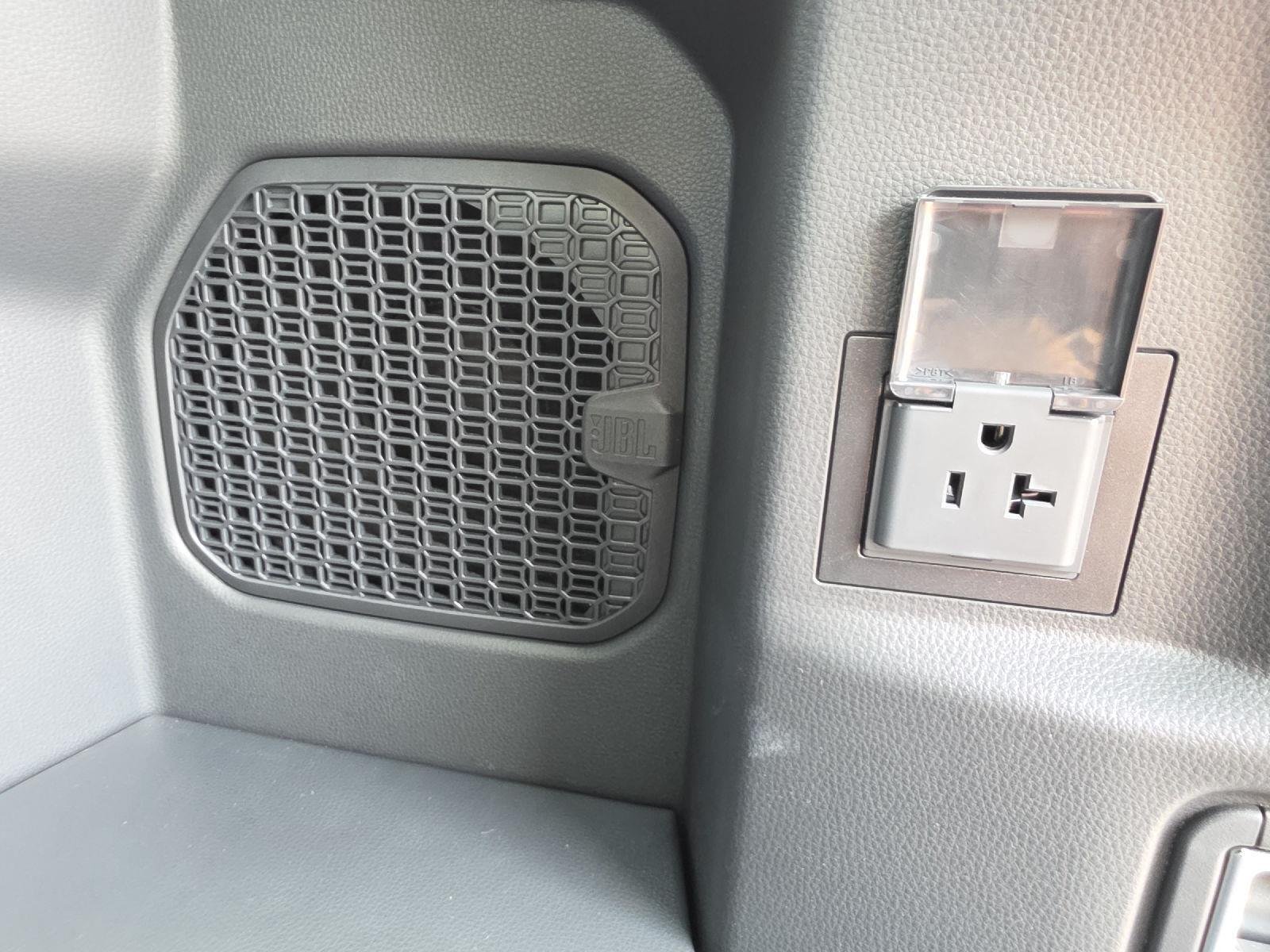 2026 Toyota 4Runner Limited - Photo 27