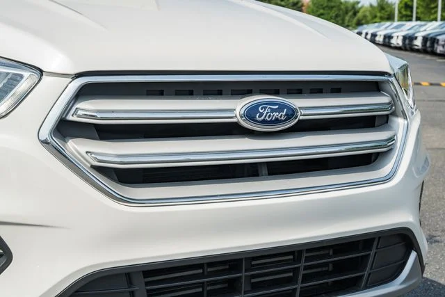 Used 2017 White Ford Titanium image 12