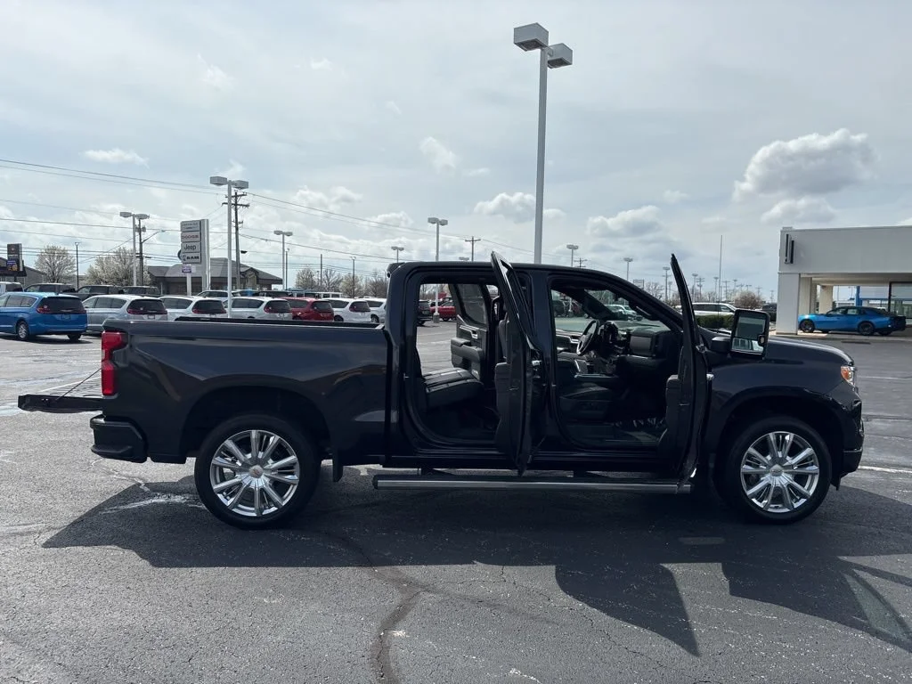 2024 Chevrolet Silverado 1500 High Country - Photo 17