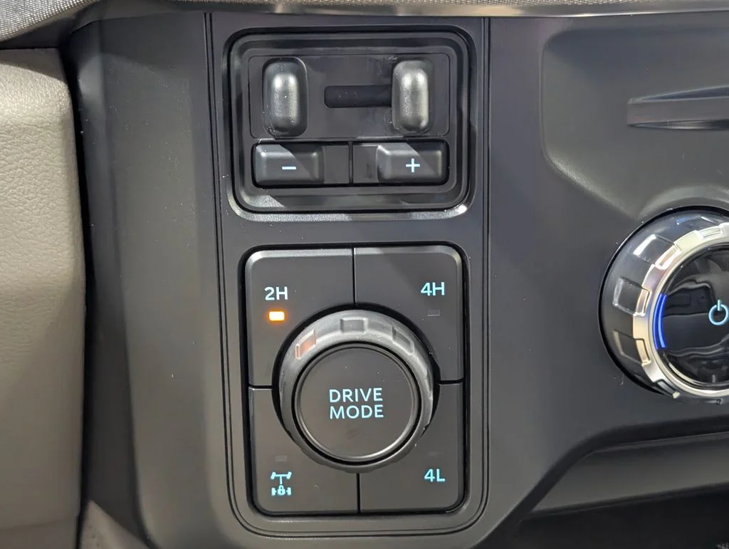 New 2026 Marsh Gray Ford F-250® Platinum® image 7