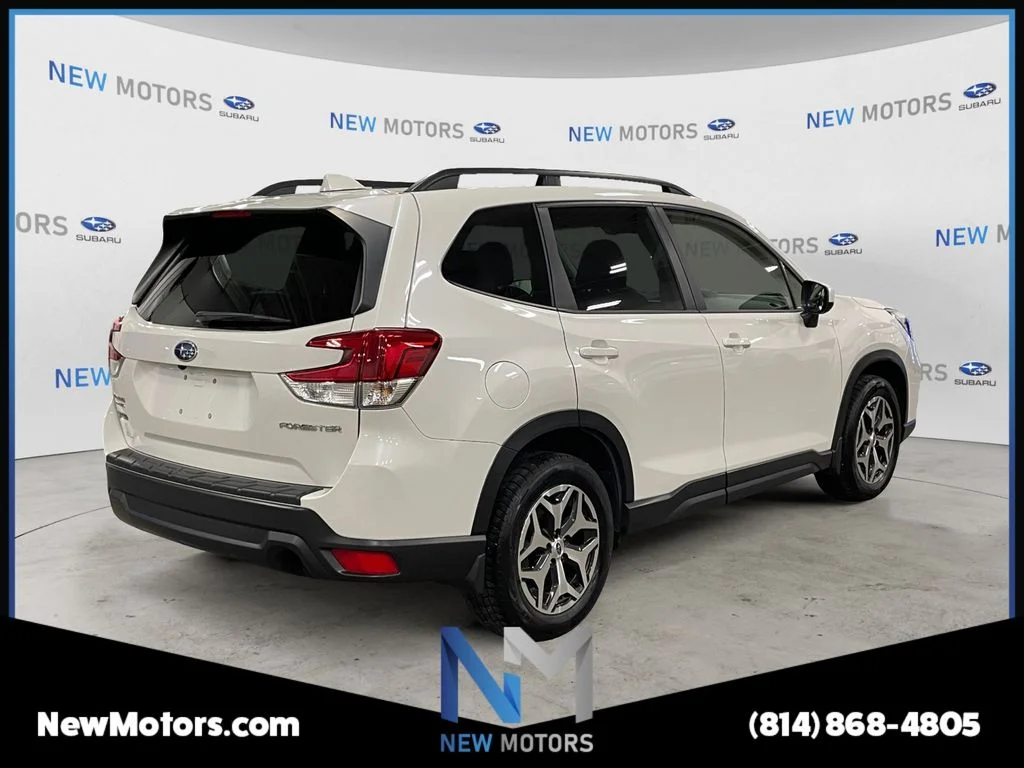 Used 2021 Crystal White Pearl Subaru Premium image 5