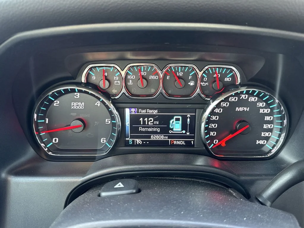 Used 2017 White Chevrolet LT image 12