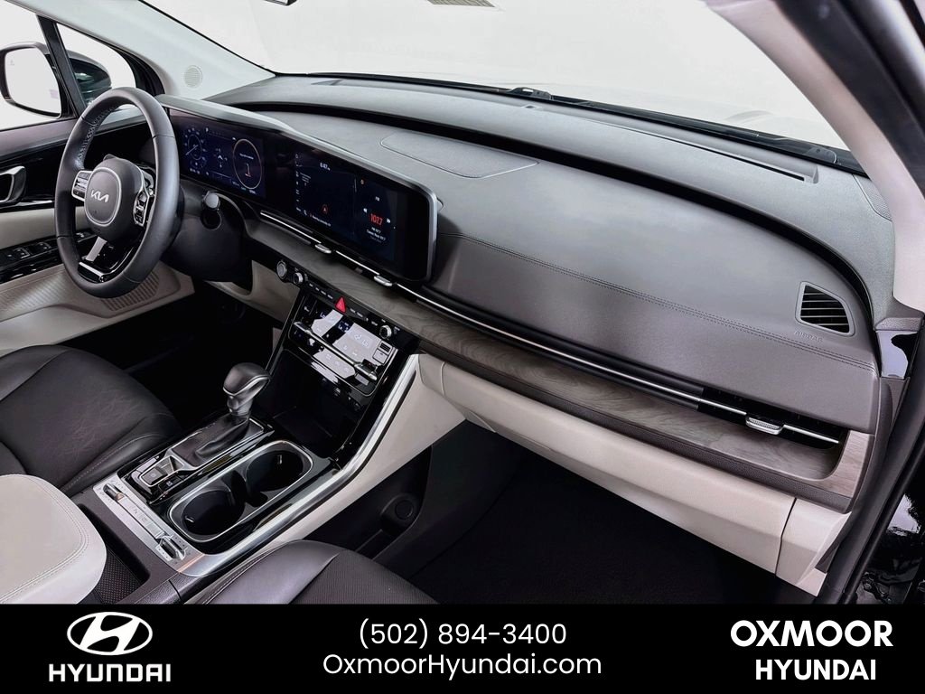 Used 2024 Aurora Black Pearl Kia SX image 30