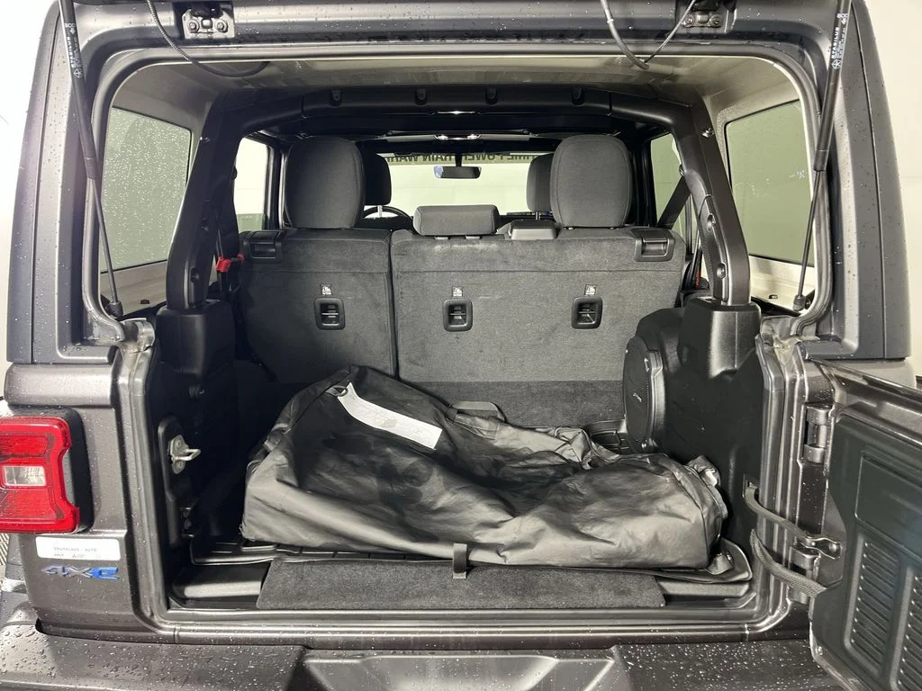 Used 2023 Gray Jeep Rubicon 4xe image 23
