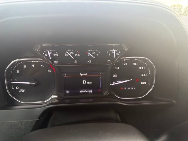 Used 2021 ONYX BLACK GMC AT4 image 9