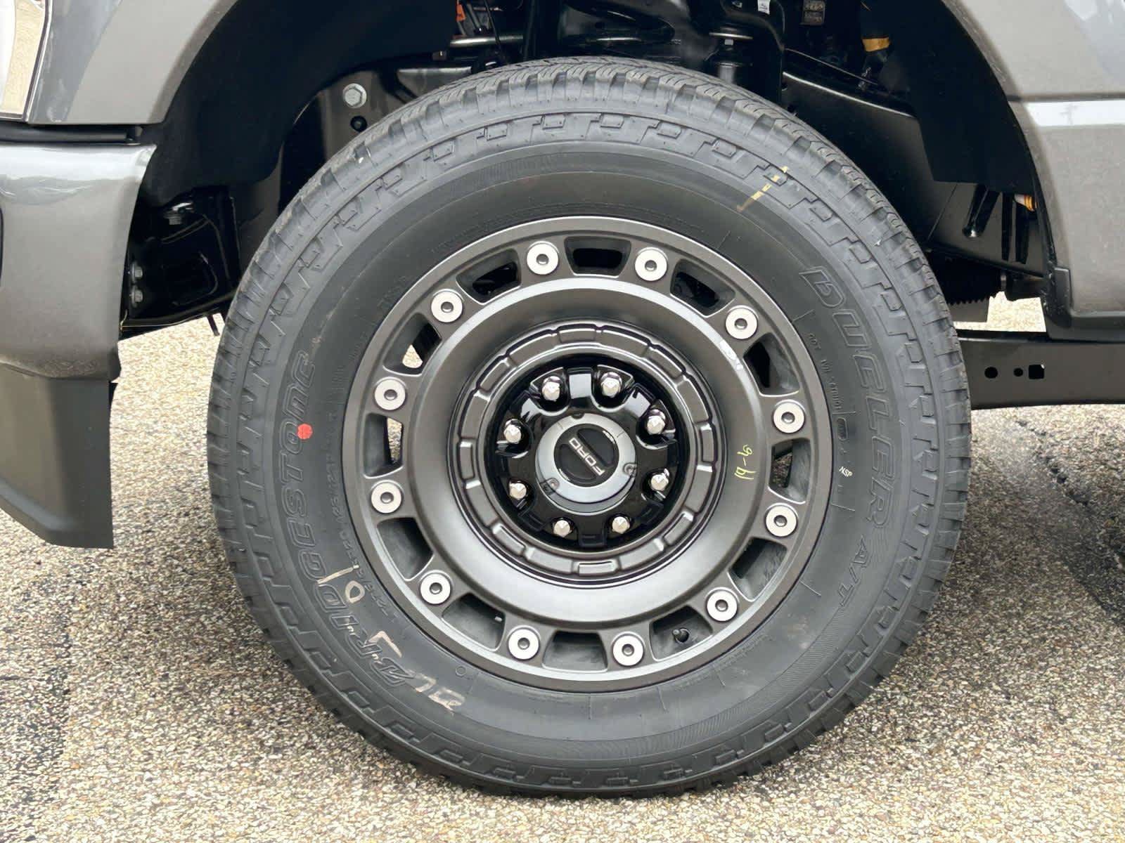 New 2027 Carbonized Gray Ford  image 14