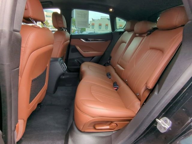 Used 2022 Nero Ribelle Metallic Maserati GT image 23