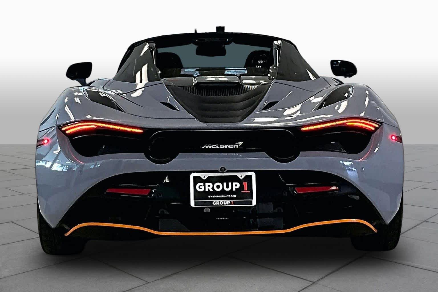 Used 2021 Ceramic Grey McLaren Performance image 4