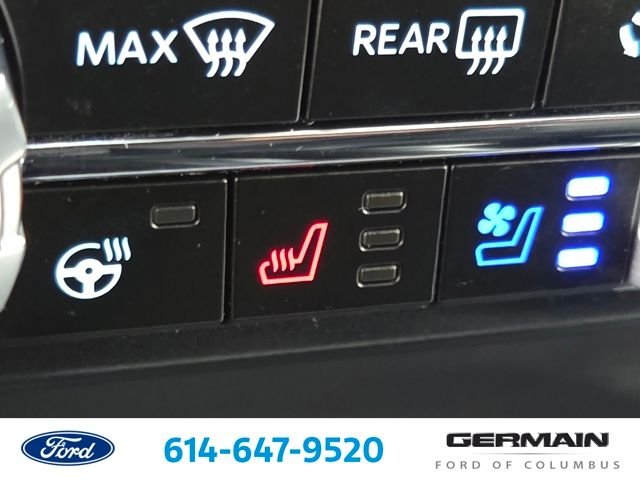Used 2024 Agate Black Metallic Ford Lariat image 34