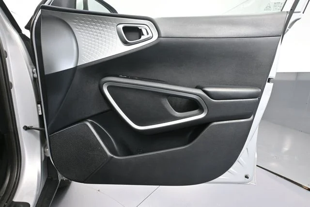 Used 2020 Silver Kia LX image 34
