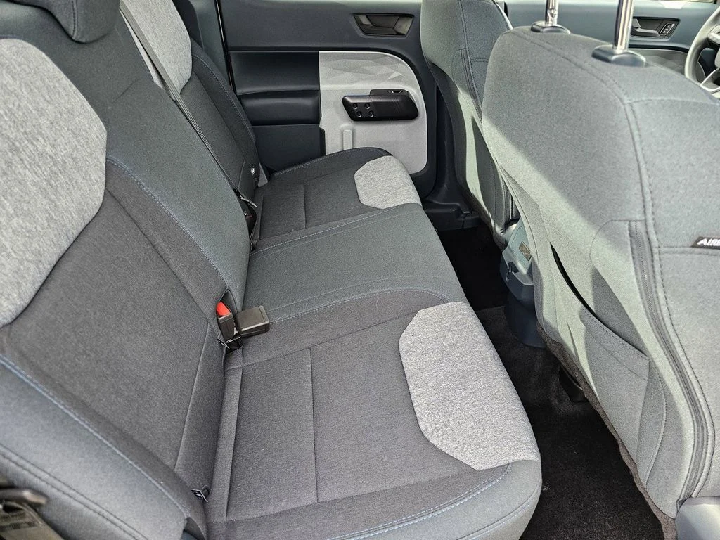 Used 2026 Oxford White Ford XLT image 14